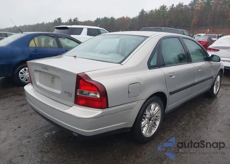 2001 Volvo S80 2.9 from USA, damaged, VIN YV1TS94D211206032